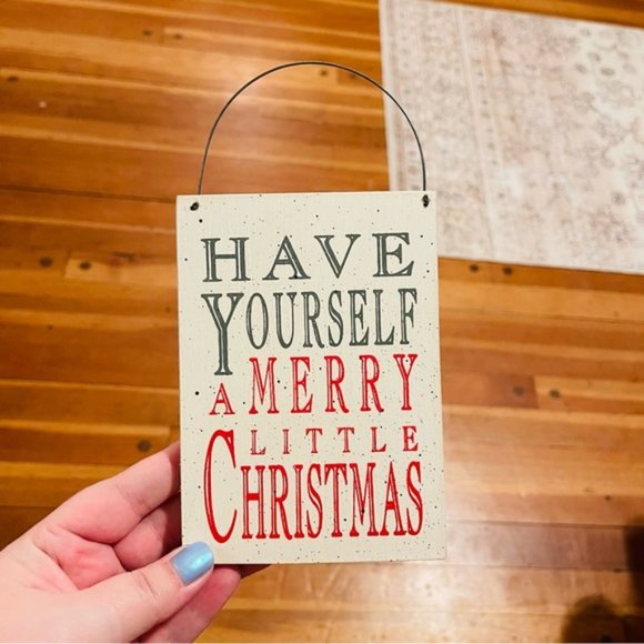 Mini Christmas Hanging Sign - Picture 3 of 6